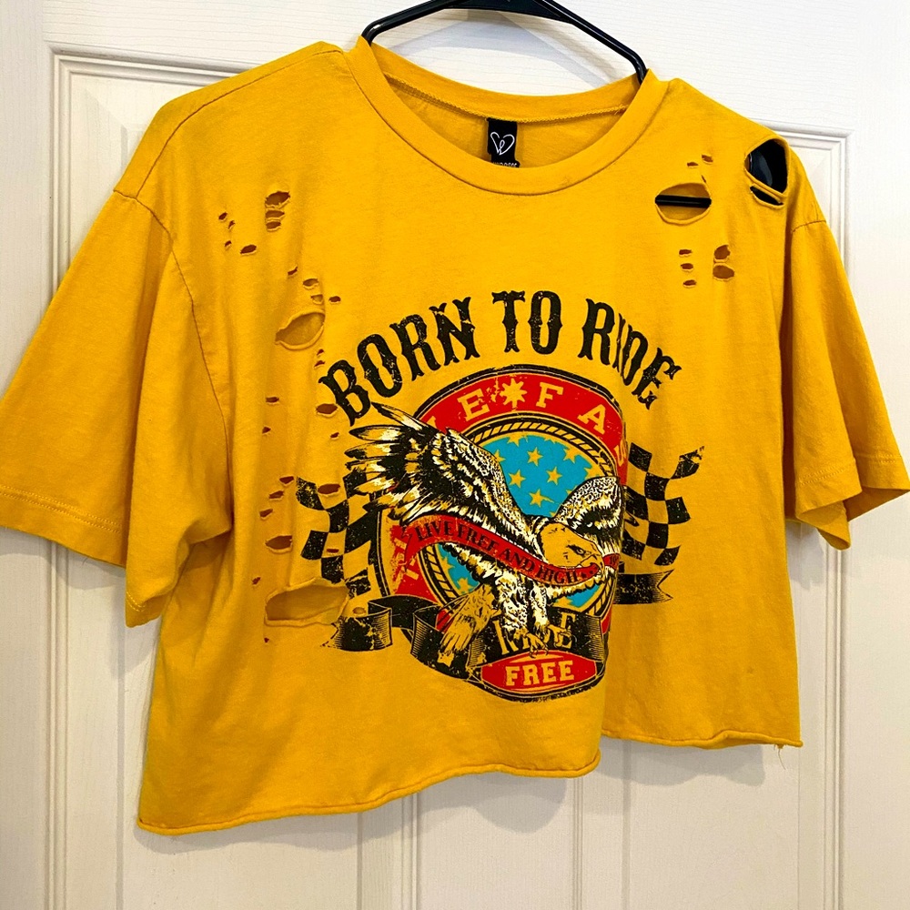 Women’s distressed t-shirt